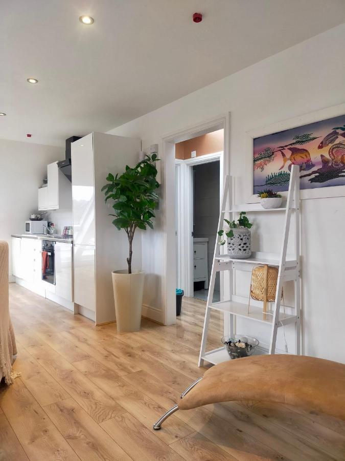 Ferienwohnung Stunning Luminous Penthouse/ 2Beds 2Baths Bournemouth Exterior foto